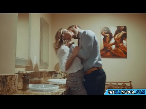 ❤️ Kun povekas blondi viettelee sinut julkisessa vessassa Vittu video at us fi.com-pornzog.ru ❌️❤